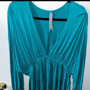 7 for all mankind teal v neck top